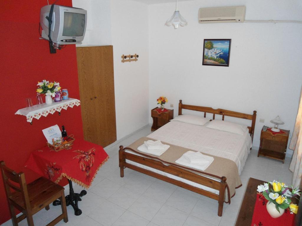 Evi Apartments And Studios Theológos Habitación foto