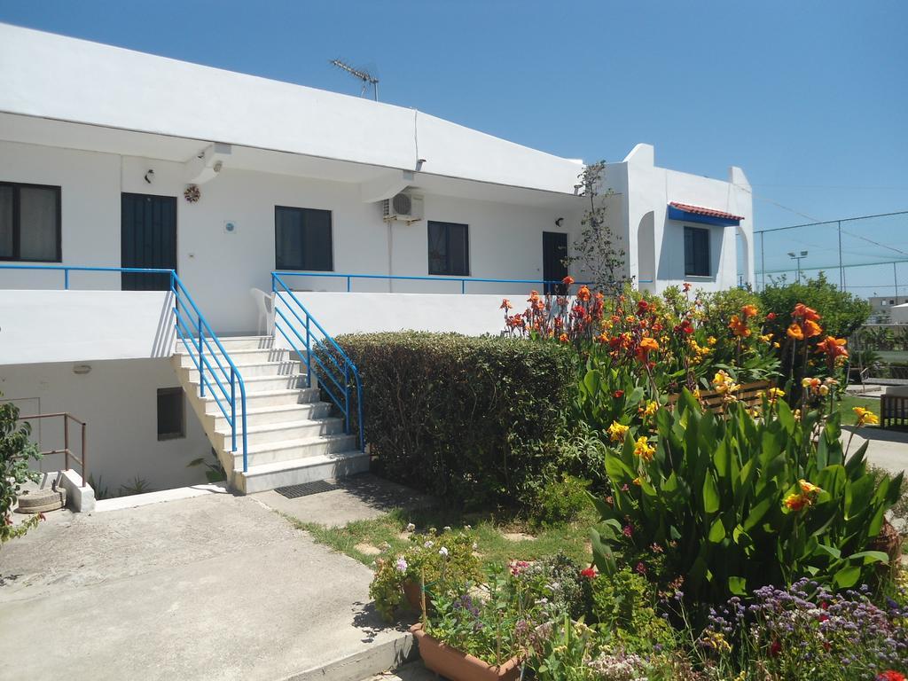 Evi Apartments And Studios Theológos Exterior foto